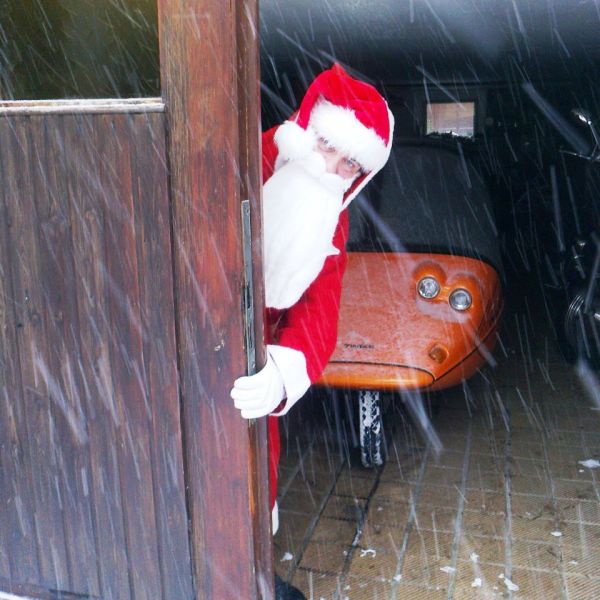 483595_416703181730792_1396077900_n