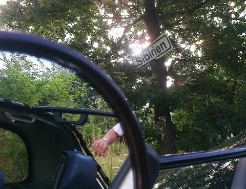 8864_419088414825602_1208896398_n