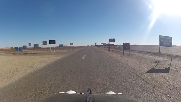 Schilderurwald in der Wüste