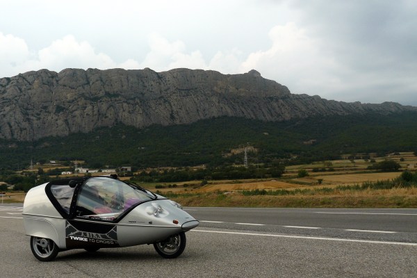 TWIKE AYA mit "Cross Look"